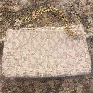 Michael Kors wristlet/fannypack purse